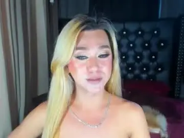 Chaturbate Free Porn Cam of aliyahdeluxx