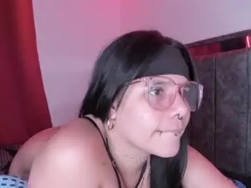 Chaturbate Sex Cam of kitty_hot189