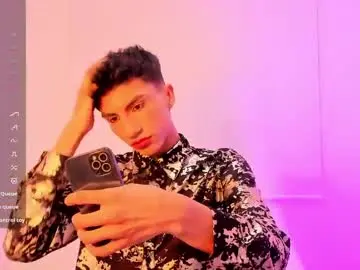 Chaturbate Best live sex cam show of erick_velveth