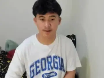 Chaturbate Live Sex Cam of jamesthebigcockxxx