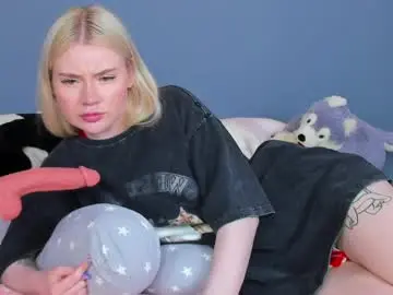Chaturbate Live Porn of lillie_berry