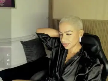 Chaturbate Live Sex Cam of summer_night_