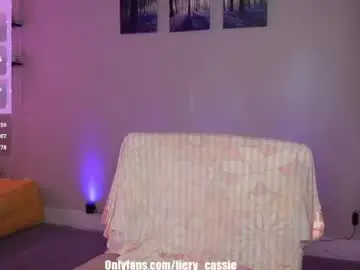 Chaturbate Free Porn Cam of fiery_redhead