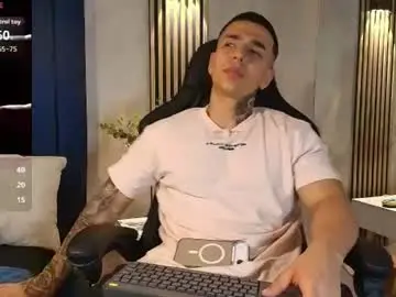 Chaturbate Adult Video Chat of salvatore_damore