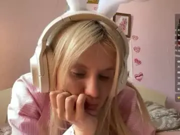 Chaturbate Free Live Porn of annrosy