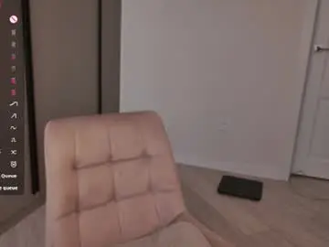 Chaturbate Live Sex of bella__sss
