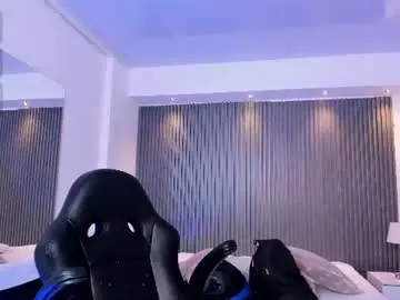 Chaturbate Live Porn of charlotte_whitee1