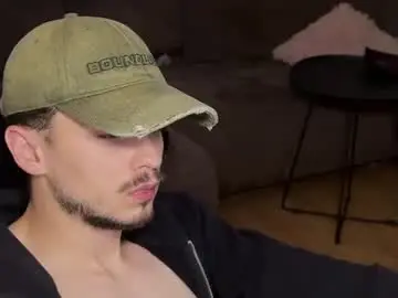 Chaturbate Live Sex Cam of daimon_hall