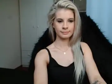 Chaturbate Sex Cam of kristineamore