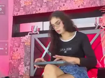 Chaturbate Live Porn of camila_bella_