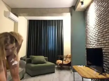 Chaturbate Live Porn of hi_lina