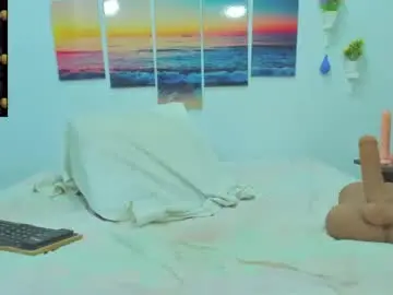 Chaturbate Live Sex Cam of marcojohnsoon