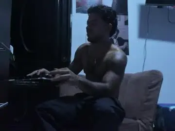Chaturbate Sex Chat of davide_daniels