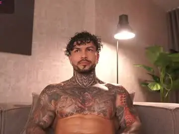 Chaturbate Sex Cam of mariano_costa