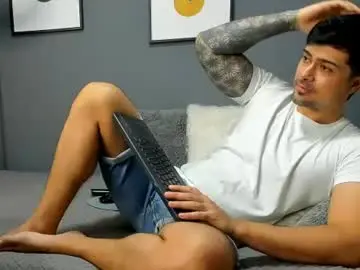 Chaturbate Free Live Porn of adam_clarke