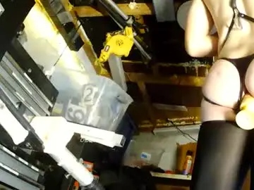 Chaturbate Nude Webcam of bigmanaround9
