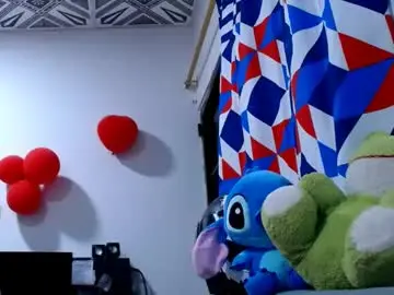 Chaturbate Free Porn Cam of freddy_romans2