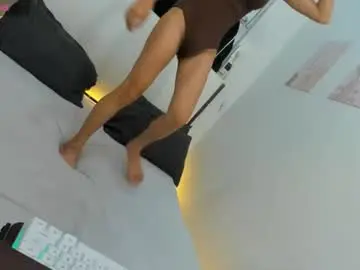 Chaturbate Live Sex Cam of xxxsashawhorexxx