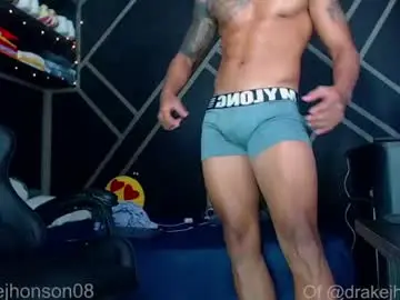 Chaturbate Watch Live Sex Cams of drake_jhonson08