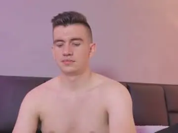 Chaturbate Live Porn of mikaelslow
