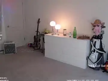 Chaturbate Live Sex Cam of petitebrat