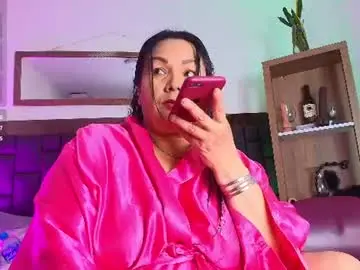 Chaturbate Live Sex Cam of elenna_boobs_