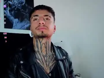 Chaturbate Best live sex cam show of juancamilo66_