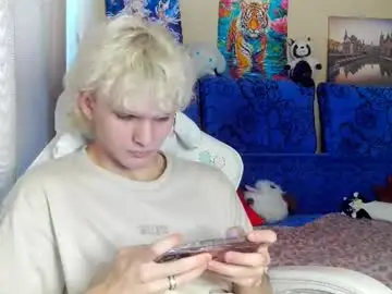 Chaturbate Sex Cam of kazzu_daw