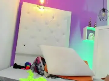 Chaturbate Live Porn of roxy_sexy69
