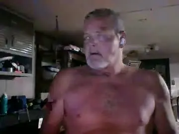 Chaturbate Live Sex Cam of allenhammack575