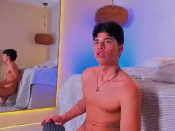 Chaturbate Private Sex Chat of benjamin_more