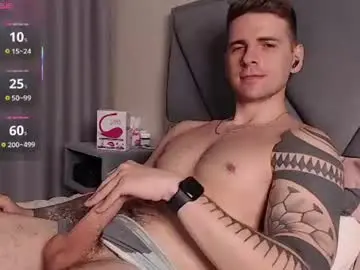 Chaturbate Live Porn of mr_longboy