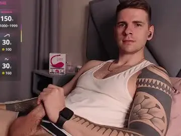Chaturbate Free Porn Cam of mr_longboy