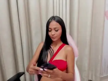 Chaturbate Nude Webcam of millieskinny18