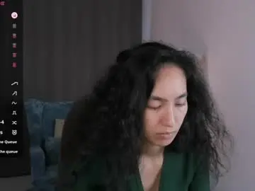 Chaturbate Adult Video Chat of yummy_lamii