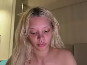 Chaturbate Watch Live Sex Cams of lesi_moonie