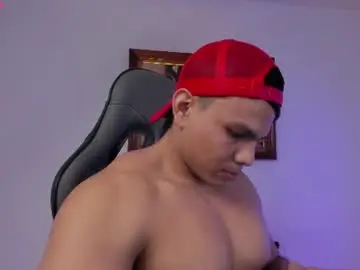 Chaturbate Adult Webcams of roy__constance