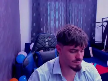 Chaturbate Sex Cam of greekgod199