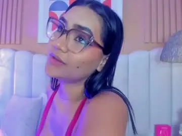 Chaturbate Live Sex of noa_moon