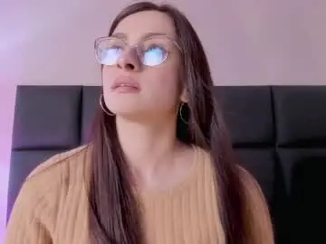 Chaturbate Nude Webcam of andracyruss