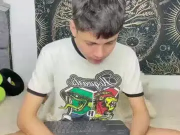Chaturbate Private Sex Chat of andy_belier