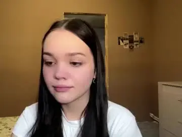 Chaturbate Adult Video Chat of myrnabrantner