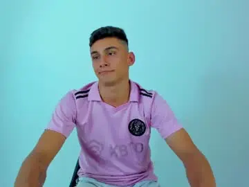 Chaturbate Live Sex of max_wild01