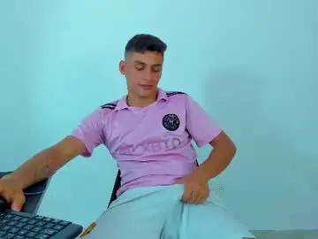 Chaturbate Best live sex cam show of max_wild01