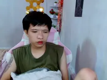 Chaturbate Live Sex Cam of asian_macky