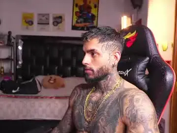 Chaturbate Sex Cam of logan_hugh8