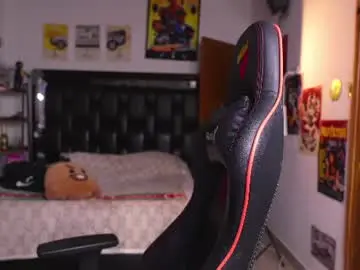 Chaturbate Best live sex cam show of logan_hugh8