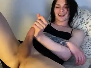 Chaturbate Free Porn Cam of ekoebm