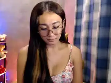 Chaturbate Nude Webcam of pia_worthsback