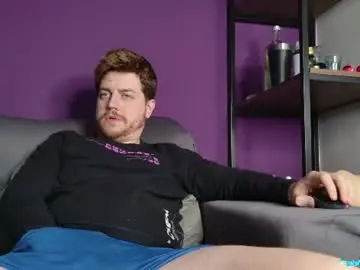 Chaturbate Live Sex Cam of aaronlegend